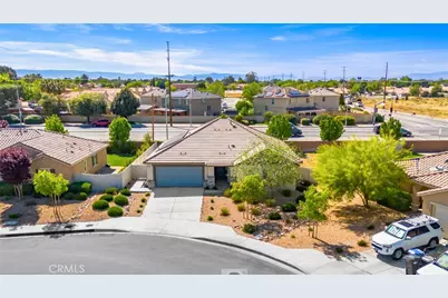 44745 Aspen St, Lancaster, CA 93535 - Photo 1
