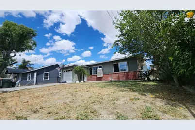 623 S Mistletoe Avenue, San Jacinto, CA 92583 - Photo 1