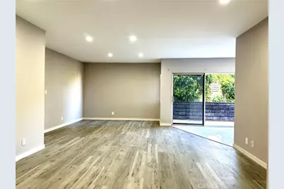 5400 Newcastle #36, Encino, CA 91316 - Photo 1