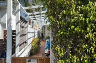 714 Ocean Park Blvd, Santa Monica, CA 90405 - Photo 1