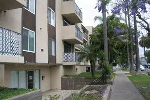 433 S Manhattan Pl, Los Angeles, CA 90020 - Photo 1