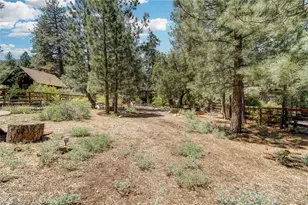 1827 Matterhorn Dr, Pine Mountain Club, CA 93222 - Photo 1