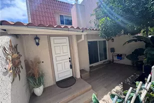 6241 1/2 Nita Ave, Woodland Hills, CA 91367 - Photo 1
