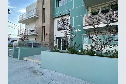 14934 Burbank Boulevard #102, Sherman Oaks, CA 91411 - Photo 1