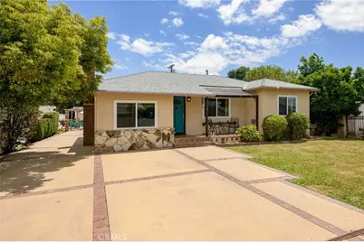 6834 Shoshone, Lake Balboa, CA 91406 - Photo 1