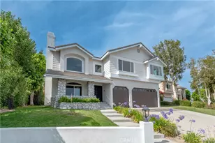 22557 Uhea, Woodland Hills, CA 91364 - Photo 1