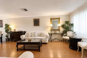 17041 Roscoe Blvd, Northridge, CA 91325 - Photo 1