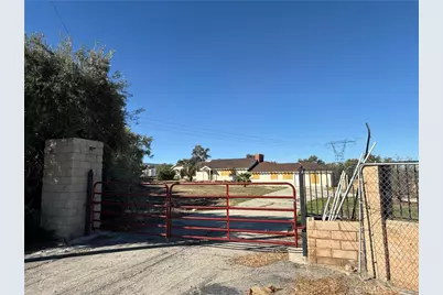 8539 W Avenue L, Lancaster, CA 93536 - Photo 1