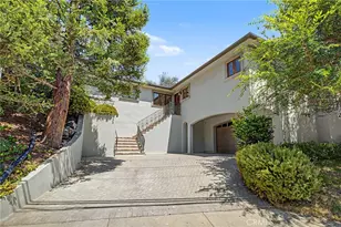 738 N Kenter Ave, Los Angeles, CA 90049 - Photo 1