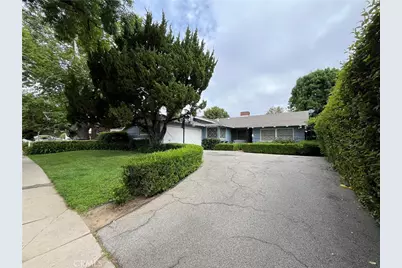 22607 Collins Street, Woodland Hills, CA 91367 - Photo 1