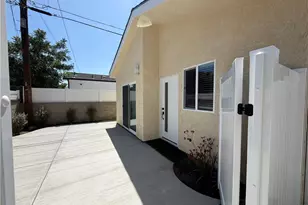 7814 Amestoy Ave, Lake Balboa, CA 91406 - Photo 1