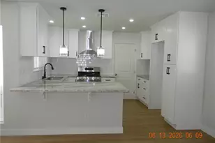 9671 Geyser Ave, Northridge, CA 91324 - Photo 1