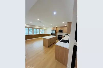 10024 Norwich Avenue, Los Angeles, CA 91345 - Photo 1
