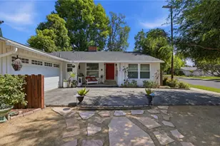 22654 Collins St, Woodland Hills, CA 91367 - Photo 1