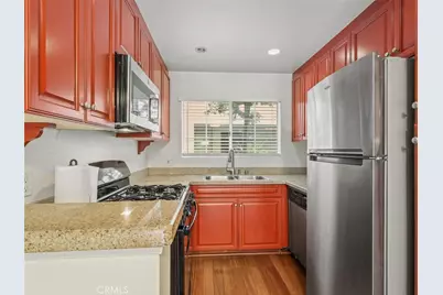 5540 S Owensmouth Avenue #107, Woodland Hills, CA 91367 - Photo 1