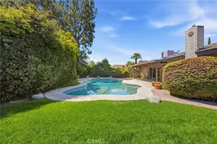 704 Winchester St, Bakersfield, CA 93309 - Photo 1