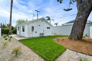 18924 Sylvan St, Tarzana, CA 91335 - Photo 1