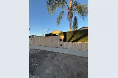6250 Aura Avenue, Tarzana, CA 91335 - Photo 1