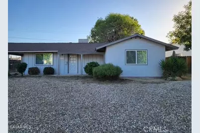325 Oak Fair, Bakersfield, CA 93309 - Photo 1