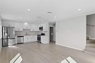 7318 Leescott Ave, Lake Balboa, CA 91406 - Photo 1
