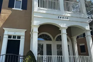 24012 Bridgeport, Valencia, CA 91355 - Photo 1