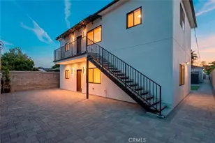 11120 Emelita St, North Hollywood, CA 91601 - Photo 1