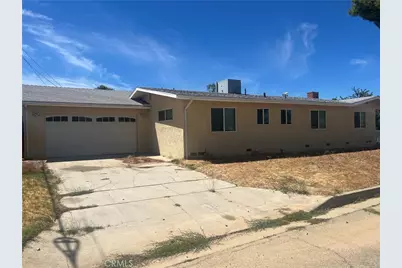44558 Stanridge Avenue, Lancaster, CA 93535 - Photo 1