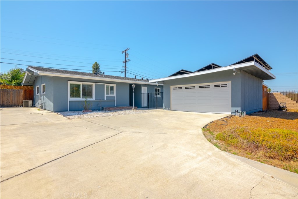 166 Barret Rd, Riverside, CA 92507 - MLS SW22194236 - Coldwell Banker