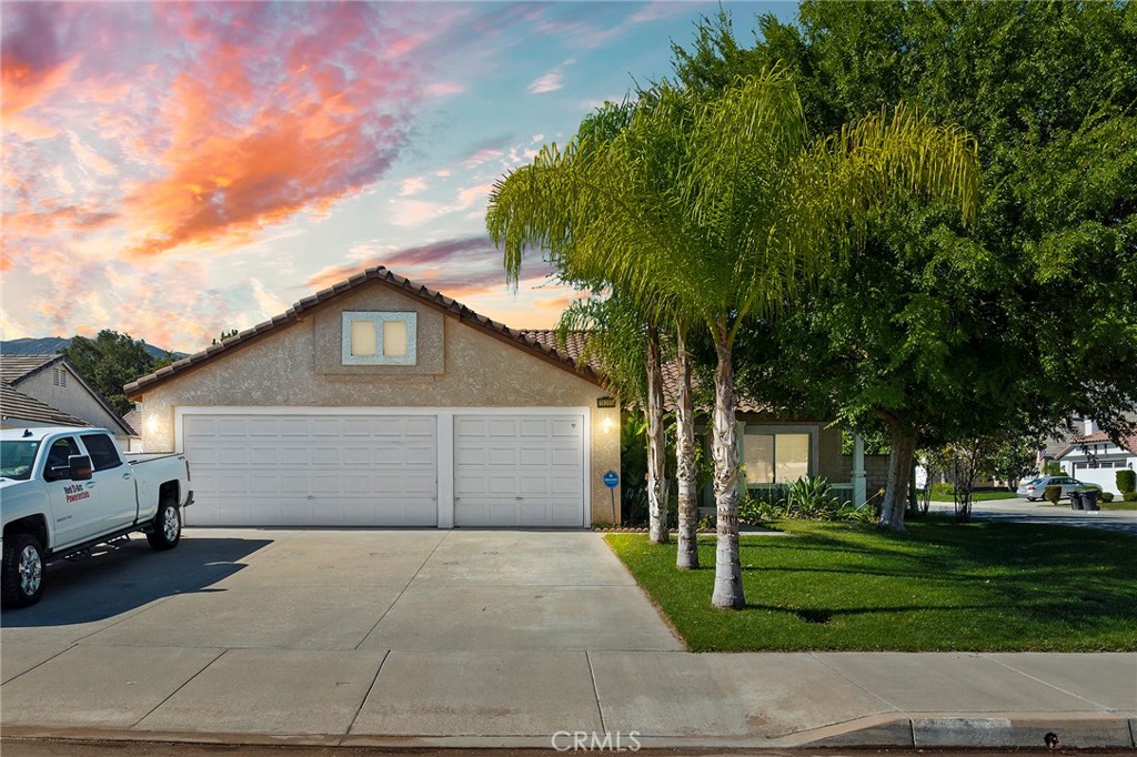 19395 Okeechobee Ln, Lake Elsinore, CA 92530 MLS SW22206647