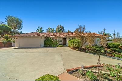 1068 Crescent Bend, Fallbrook, CA 92028 - Photo 1