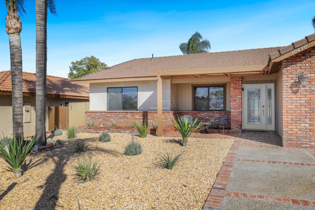 30430 Cinnamon Teal Dr, Canyon Lake, CA 92587 MLS SW23010994