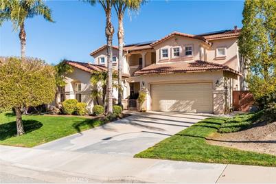 25 Vista Toscana, Lake Elsinore, CA 92532 - Photo 1