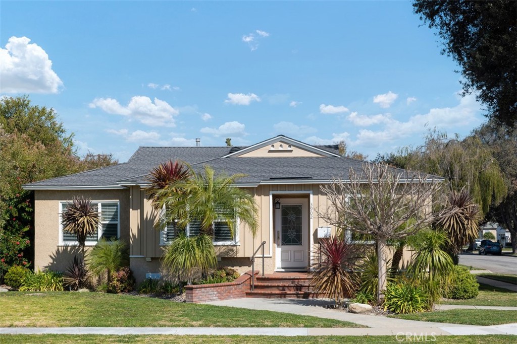 3902 Monogram Ave, Long Beach, CA 90808 MLS SW23030321 Coldwell Banker