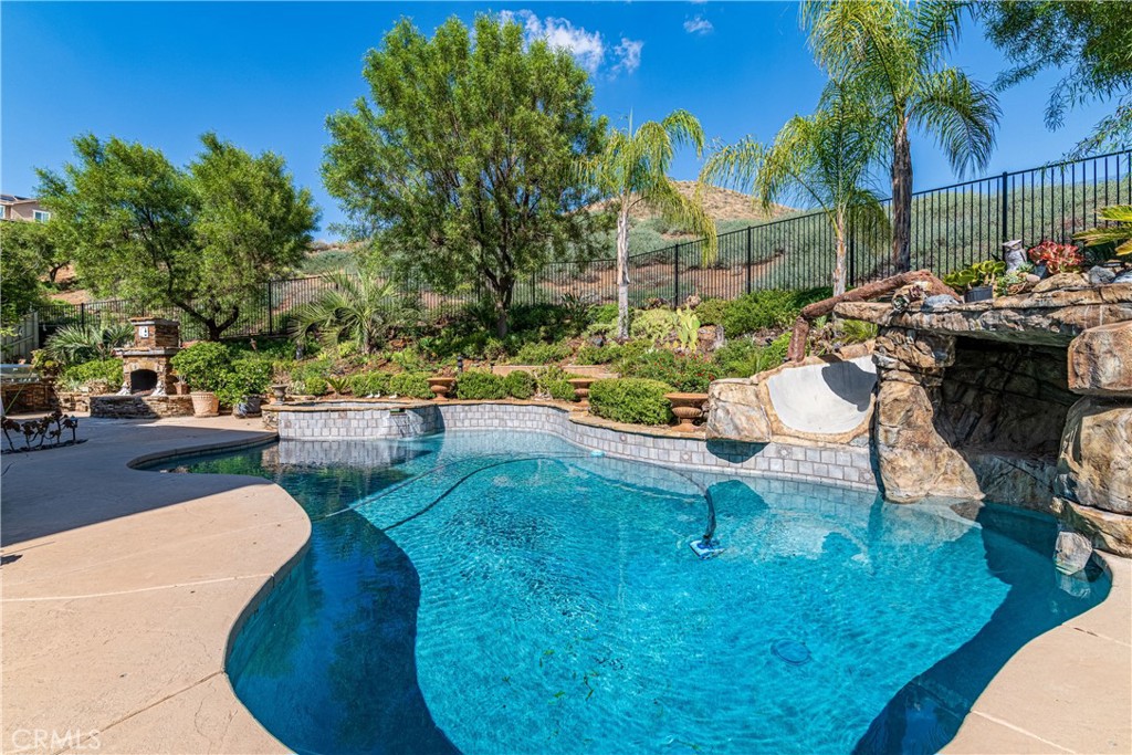 34324 Chaparossa Dr, Lake Elsinore, CA 92532 MLS SW23194921