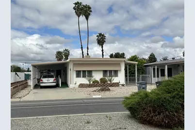 711 S Palm Avenue, Hemet, CA 92543 - Photo 1
