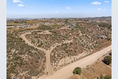 42005 Lakeshore Boulevard, Aguanga, CA 92536 - Photo 1