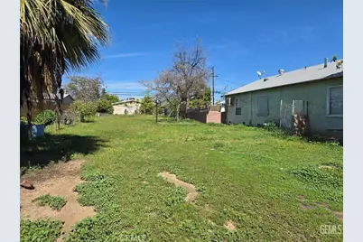 1828 Kentucky Street, Bakersfield, CA 93305 - Photo 1
