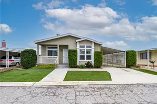 879 Santa Teresa Way, Hemet, CA 92545 - Photo 1