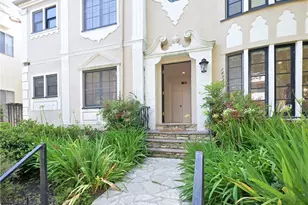 149 South Crescent Dr Apt A, Beverly Hills, CA 90212 - Photo 1