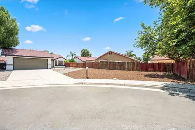 416 Melbourne Court, Hemet, CA 92545 - Photo 1
