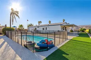 44621 Grovewood Cir, Hemet, CA 92544 - Photo 1