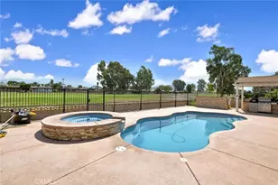 1428 Pepper Tree Dr, Hemet, CA 92545 - Photo 1