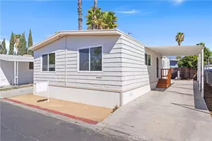 1097 N N State Street, Hemet, CA 92543 - Photo 1