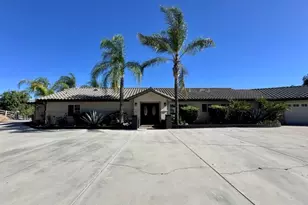 36900 Via Broza, Temecula, CA 92592 - Photo 1