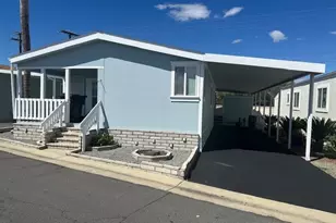 880 N Lake St, Hemet, CA 92544 - Photo 1