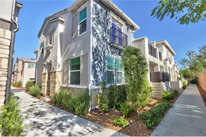 41976 Isadora #904, Murrieta, CA 92562 - Photo 1
