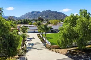 30195 Ynez Rd, Temecula, CA 92592 - Photo 1