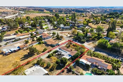 31750 Florida, Redlands, CA 92373 - Photo 1