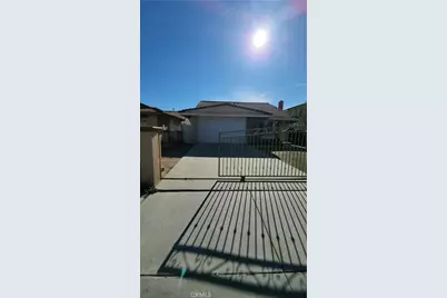 171 Oaktree, Perris, CA 92571 - Photo 1