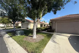 40600 Corte Albara, Murrieta, CA 92562 - Photo 1